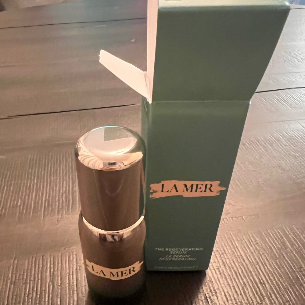 La Mer - The Regenerating Serum (0.44oz)
